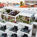 Hotel Sky Peraía
