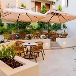 Sky Hotel 4*